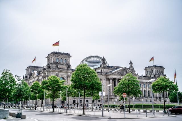 How Achilles Helps German Companies Master International Supply Chain Challenges
