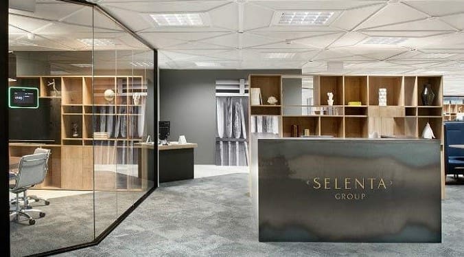 Selenta hotel reception